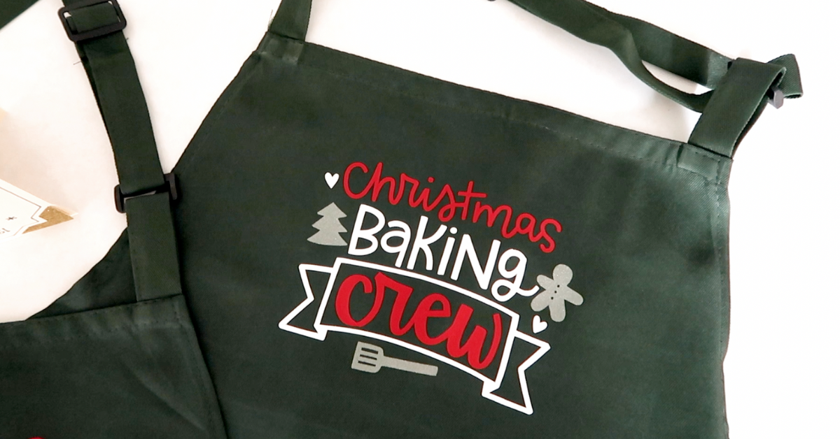 Cricut Christmas Baking Aprons - Amy Makes That